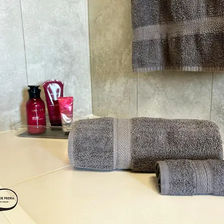 Casa De Pedra Al Nyaraló *