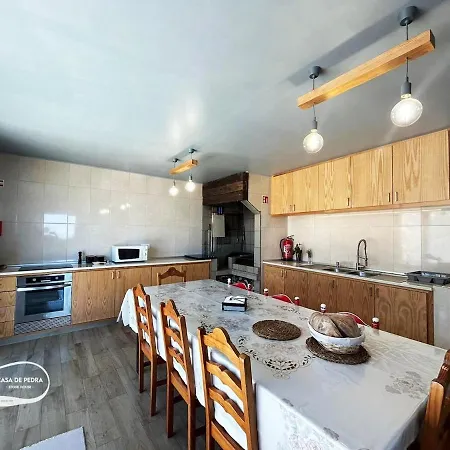 Semesterbostad Casa De Pedra Al